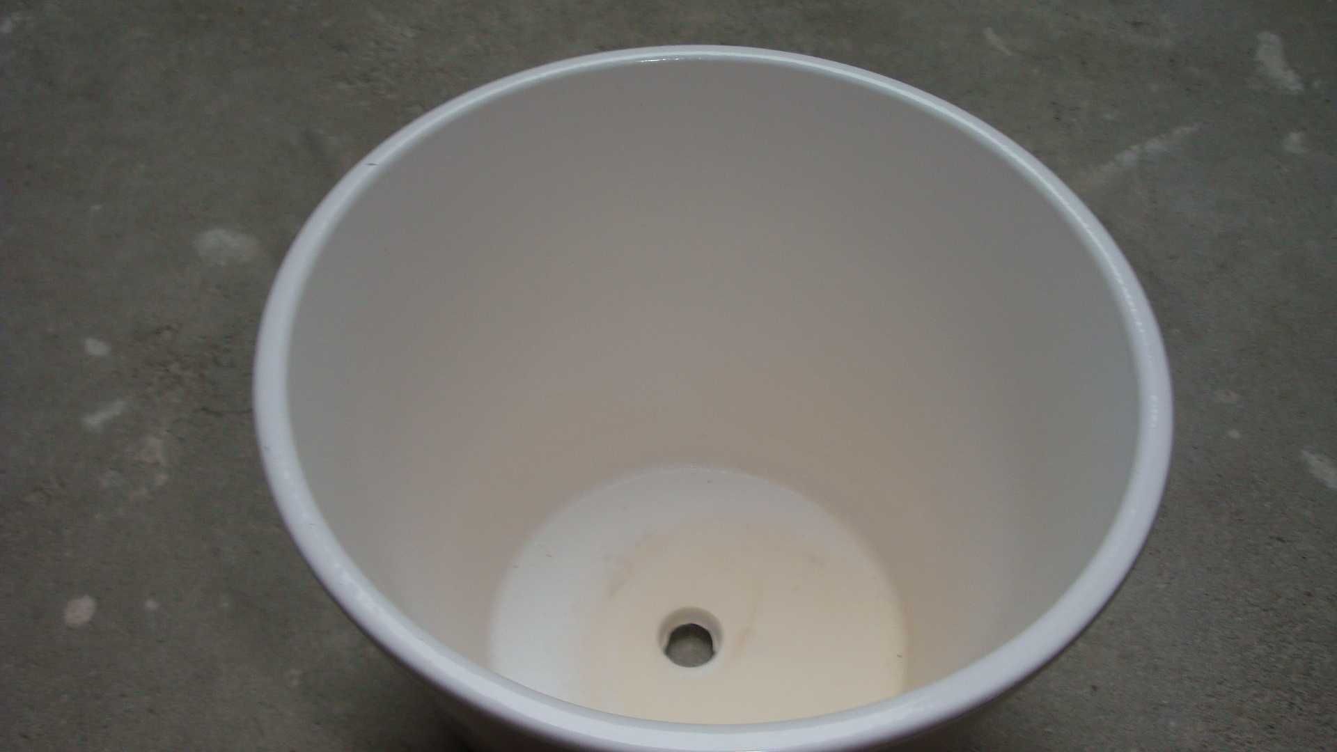 ceramiczna biała doniczka/ biała donica 13 X 15