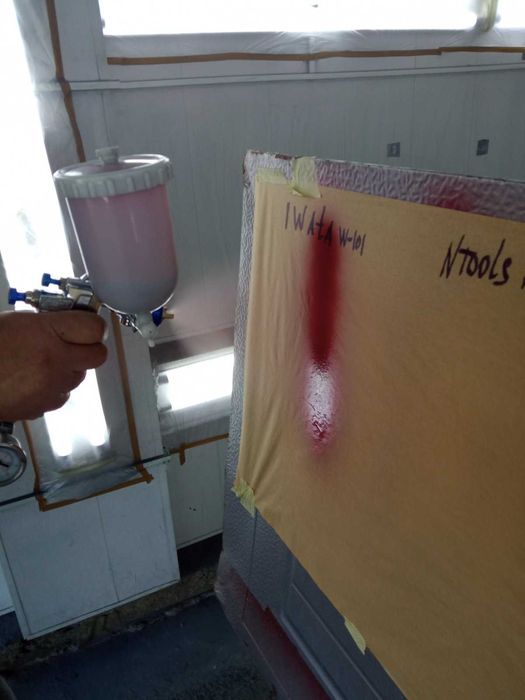 Продам краскопульт  W-101  аналог Iwata , голова Н4,дюза 1.3 мм.