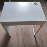Biale biurko micke ikea