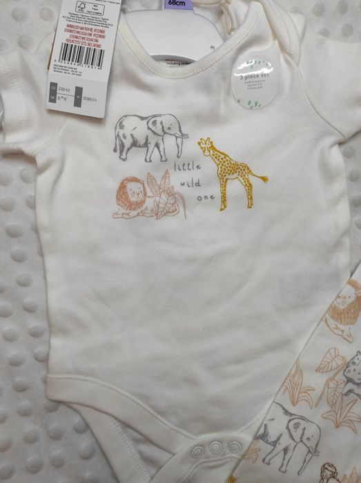 Комплект - бодик, штанишки, шапочка 68см, 3-6 месяца