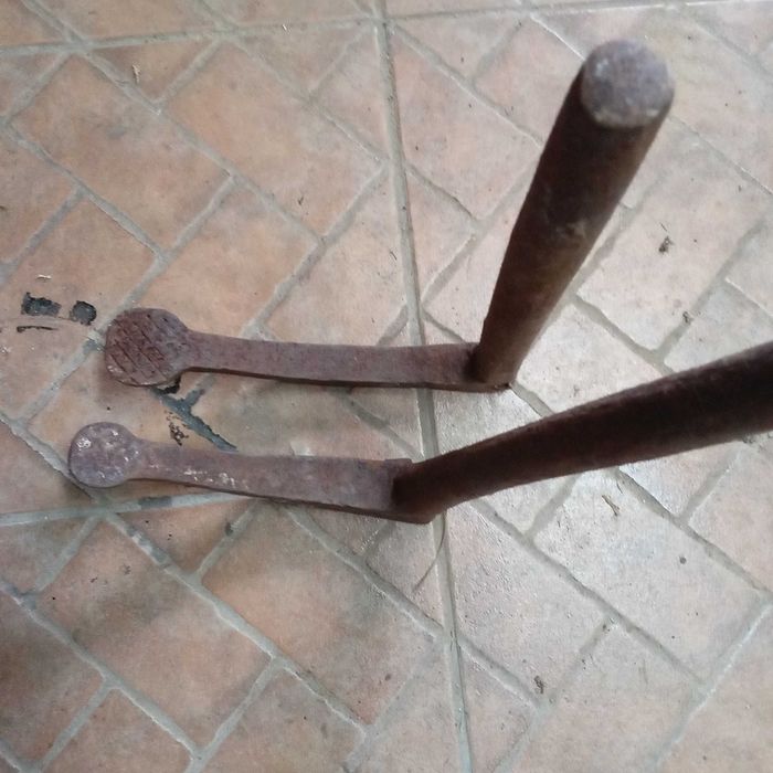 Grampos para madeiras, marcenaria   e construção civil