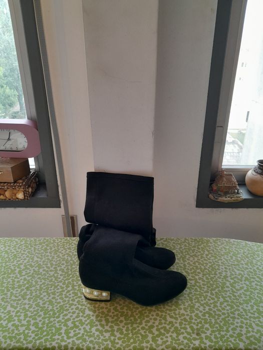 Vendo Botas de Senhora SAHOCO muito bonitas como novas