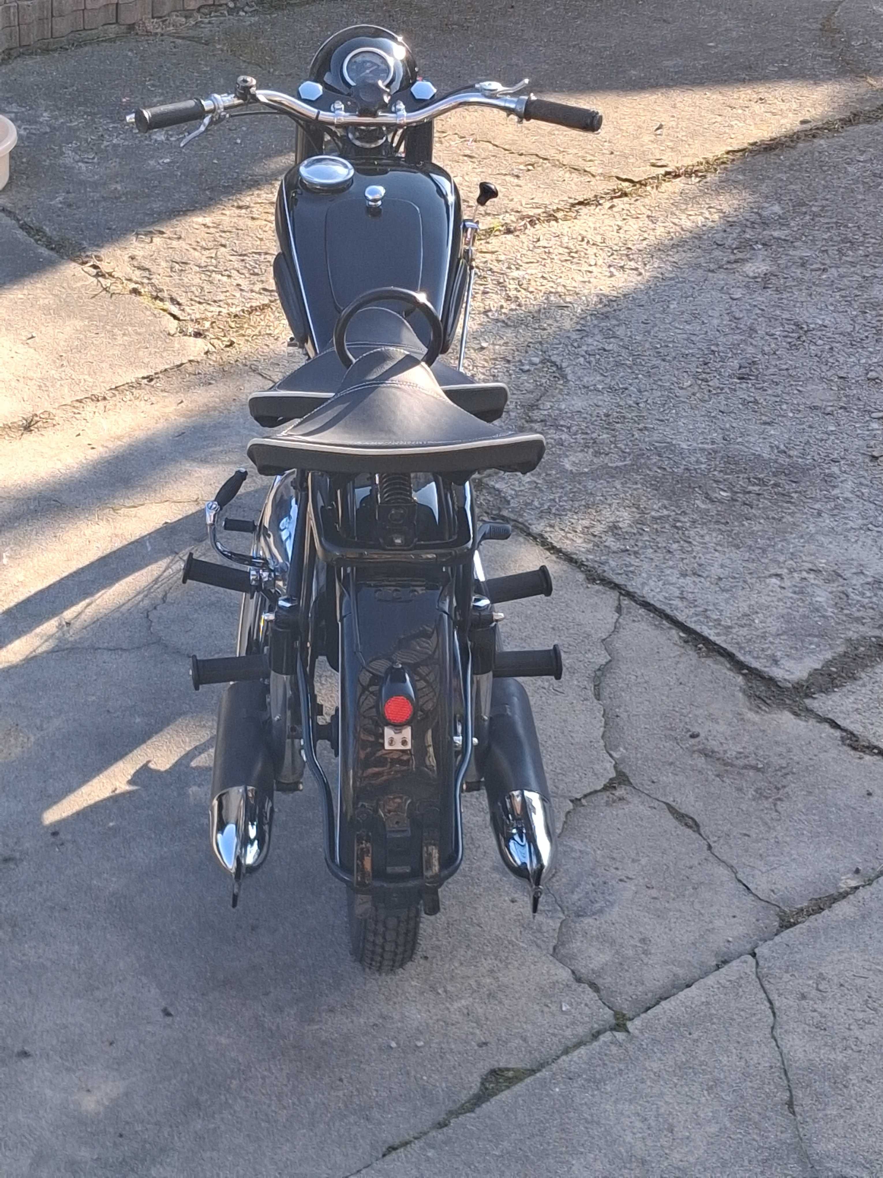 21000 Iż49  1951  Nie Junak, Nie Dniepr,Nie DKW,