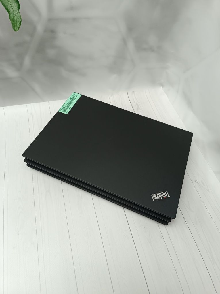 Ноутбук Lenovo ThinkPad T495/Ryzen 5 Pro 3500U/16/256/14"/Full HD IPS