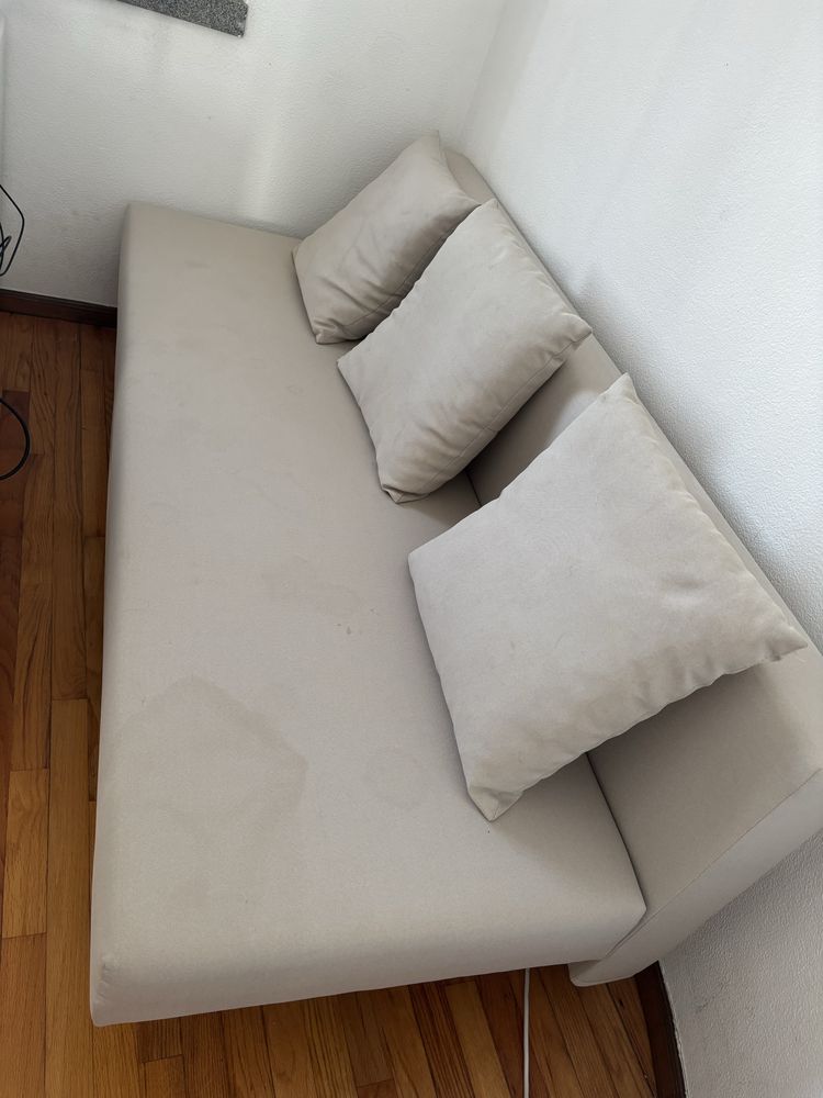 Sofá cama de casala com 3 lugares