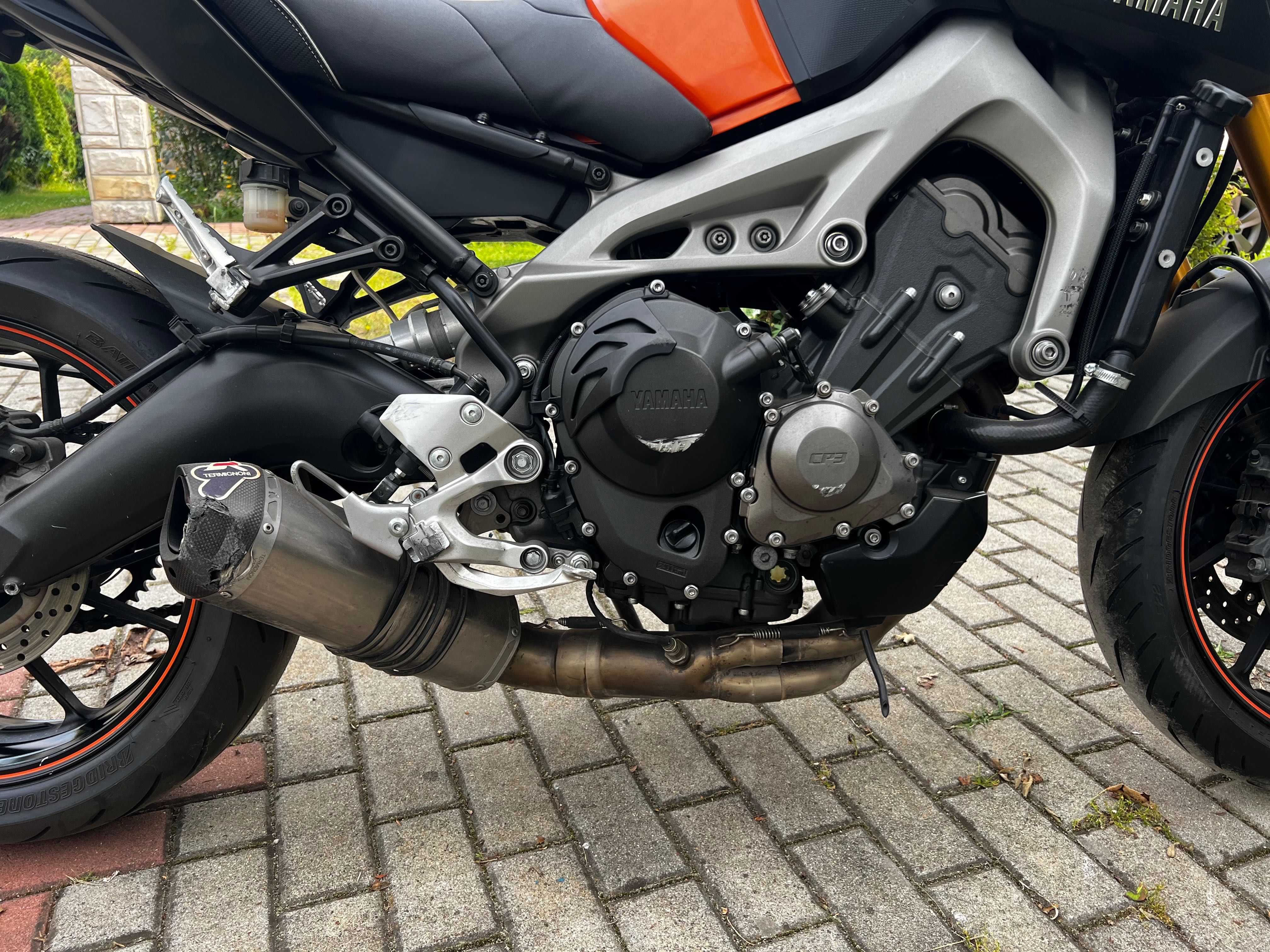 Yamaha mt 09 uszkodzona