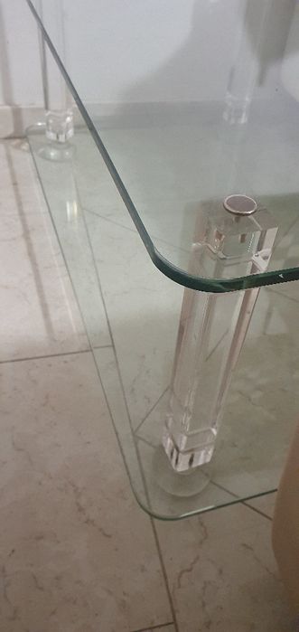 Mesa de centro em vidro