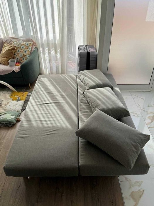 Sofá-cama Ikea prático e confortável