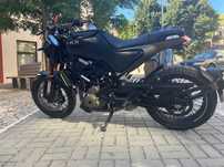 Husqvarna Svartpilen 401