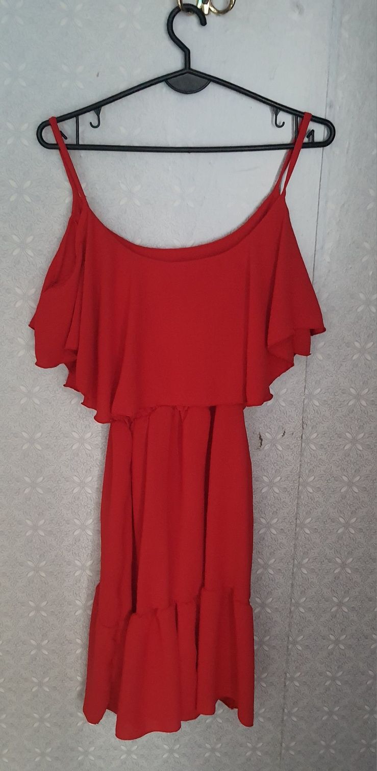 Nowa sukienka hiszpanka w kolorze czerwonym i bialym