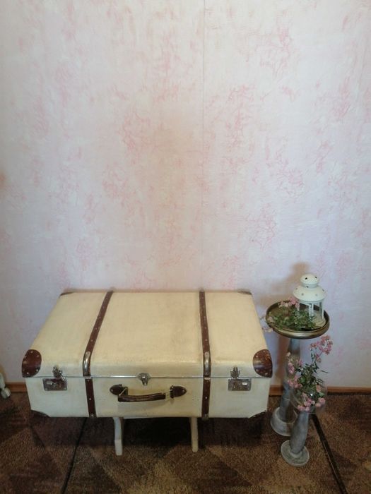 Старинные винтажные чемоданы 50-х годов