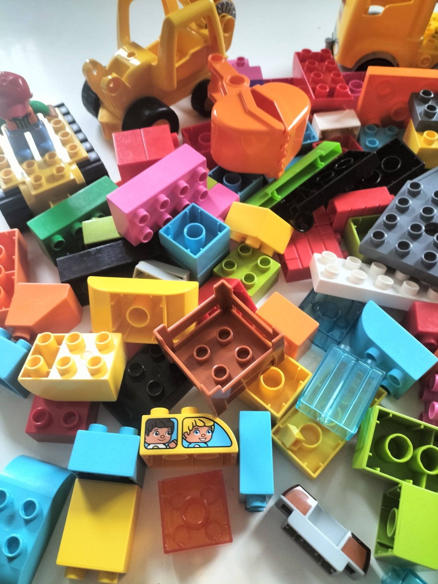 LEGO DUPLO z różnych serii