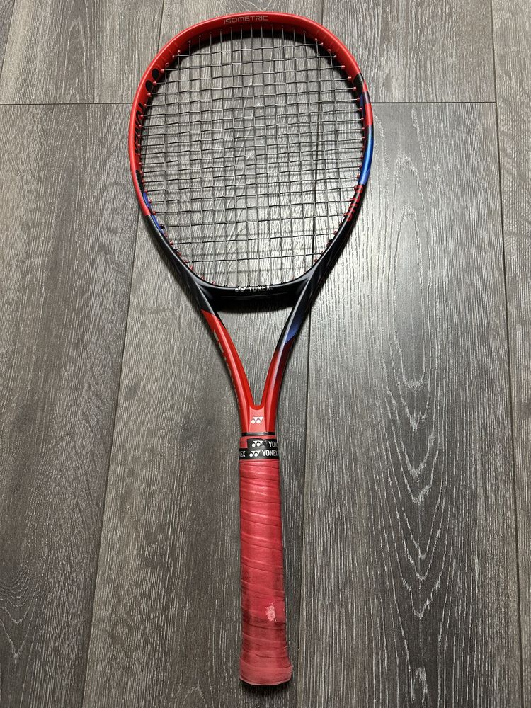 Тенісна ракетка Yonex vcore 98