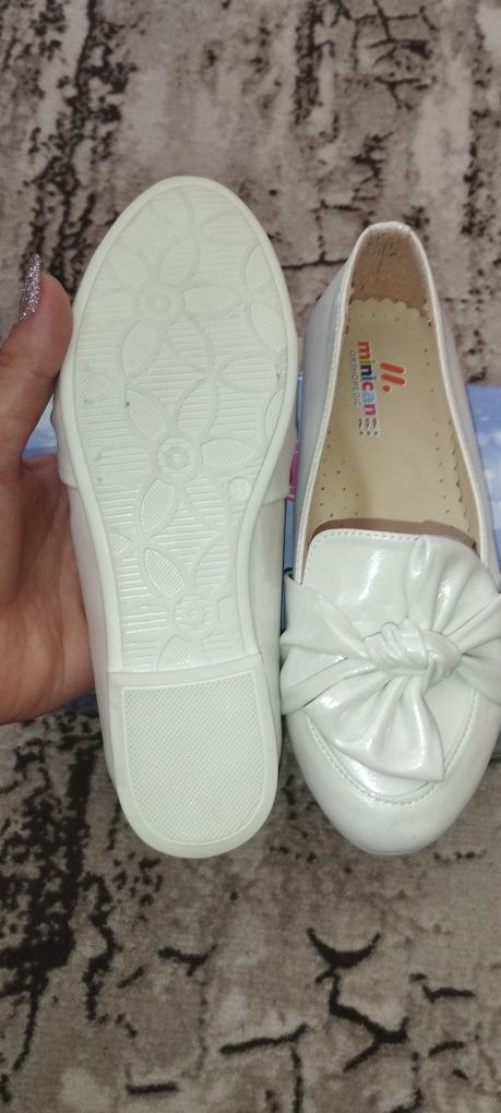 Туфлі для дівчинки
