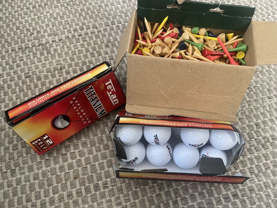 Conjunto bolas de Golf e Ts