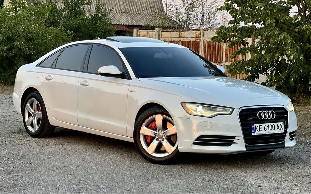 Продам Audi A6C7 3 літра бензин