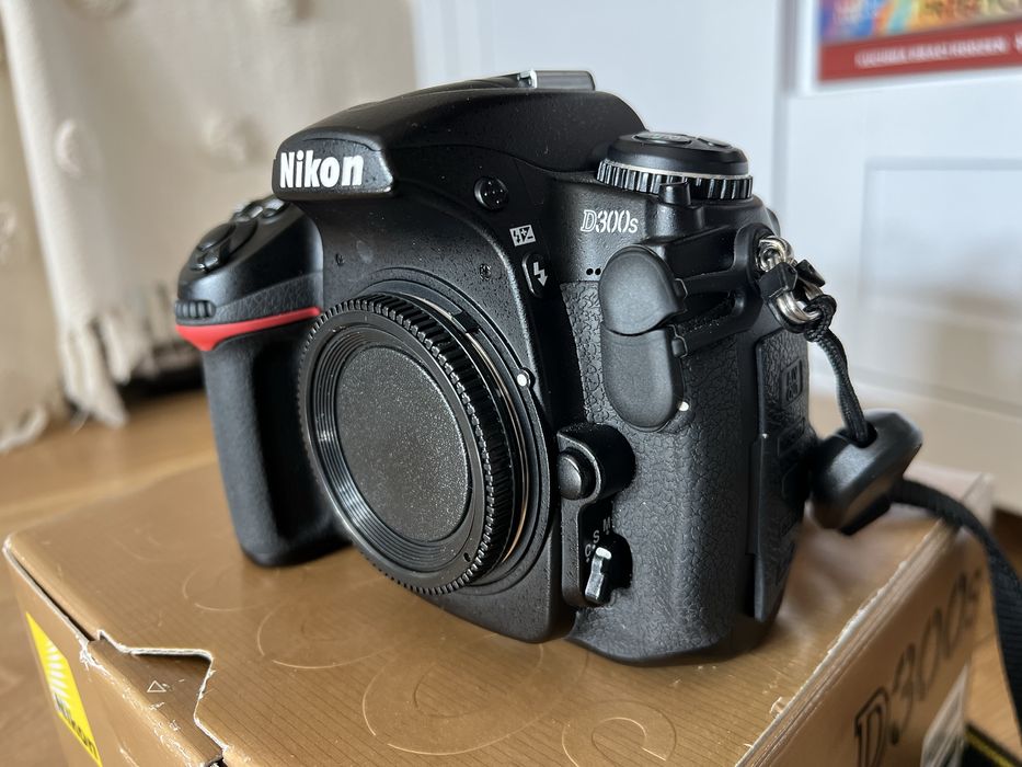 Aparat nikon D300s, tylko 21 tys zdjęć, stan BDB + obiektyw + karta