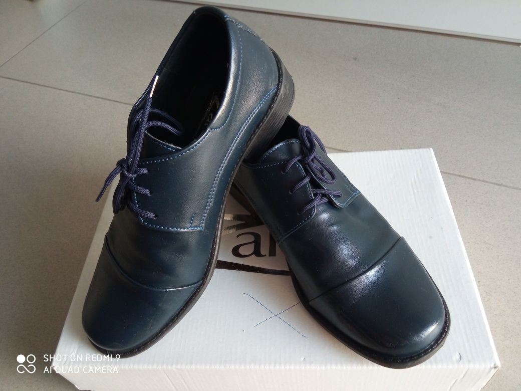 Buty komunijne wizytowe skórzane 33 zarro