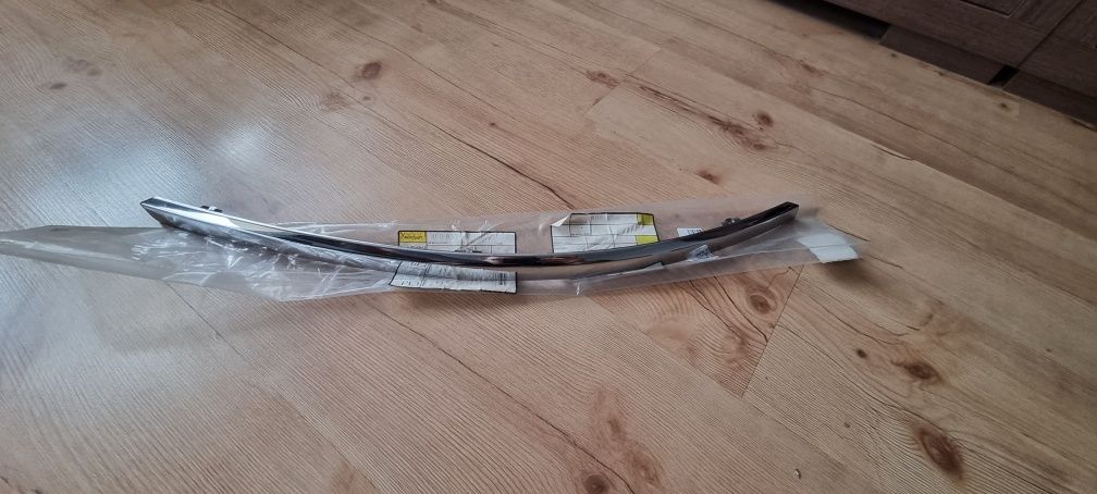 Listwy ozdobne zderzaka chrom Audi A6 C6 przód