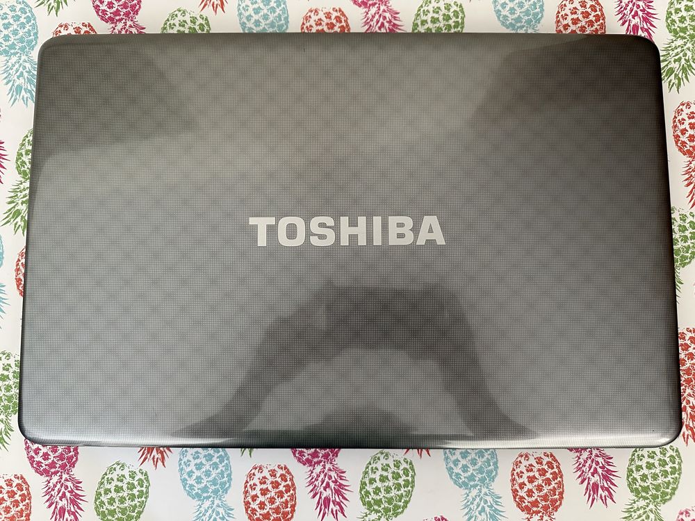 Portátil TOSHIBA