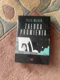 załoga promienia tillie walden komiks anime lgbt