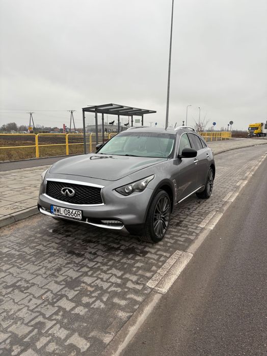 Infiniti qx70 limited edition 3,7 benzyna