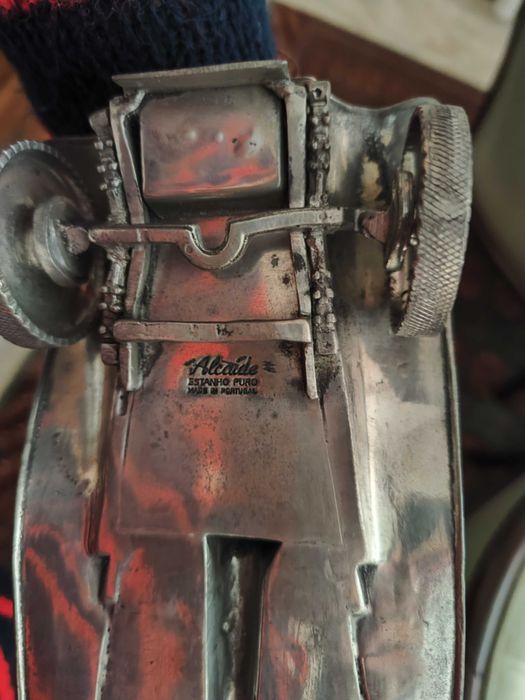 Carro decorativo em estanho puro