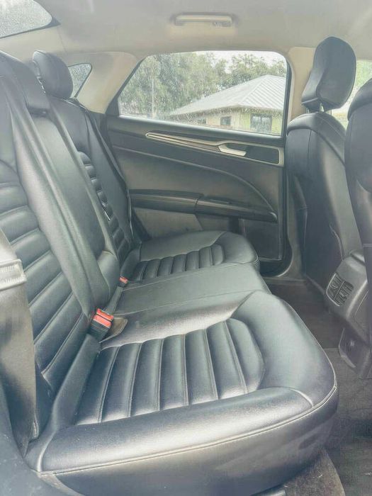Ford Fusion      2020