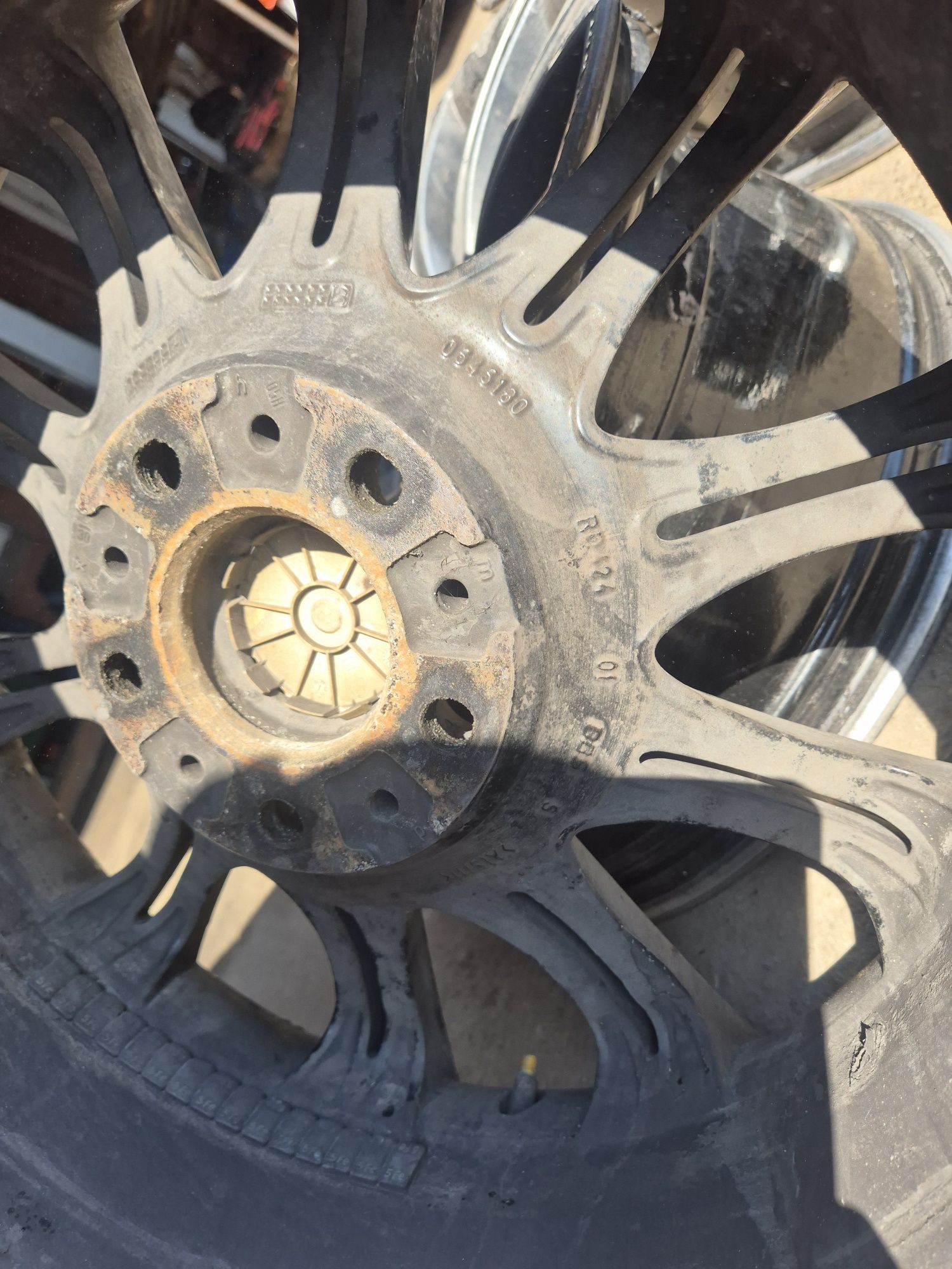 Bmw E60 E61 Felgi Alu Oryginał M-pakiet  18 5x120 et20 8J