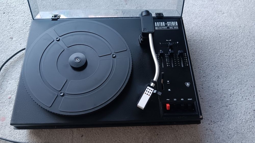 Gramofon Unitra Artur wg-903