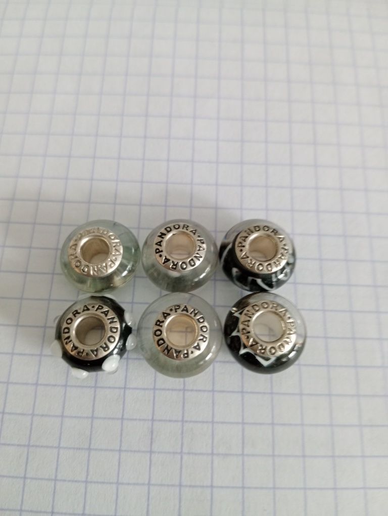 Charmsy Pandora 6szt