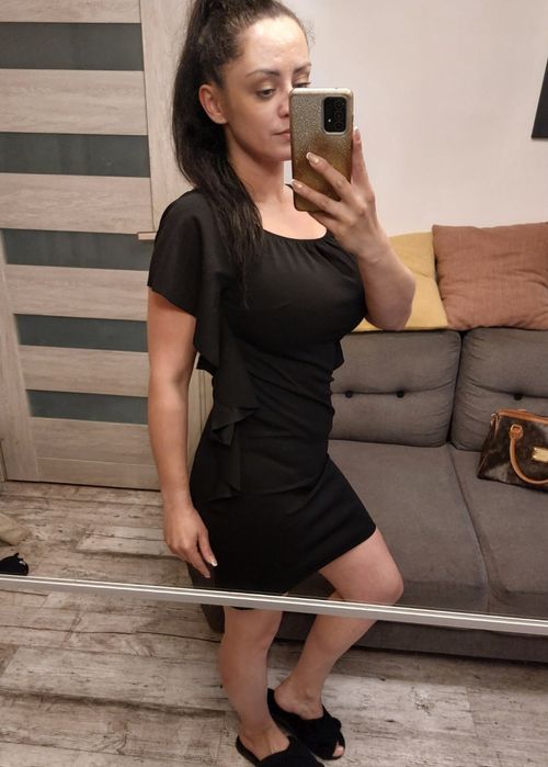 Sukienka typu mała czarna w uniwersalnym rozmiarze