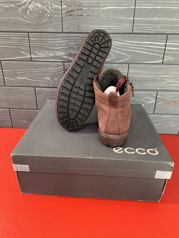 Ecco Жіночі зимові черевики низькі з Gore-Tex 37