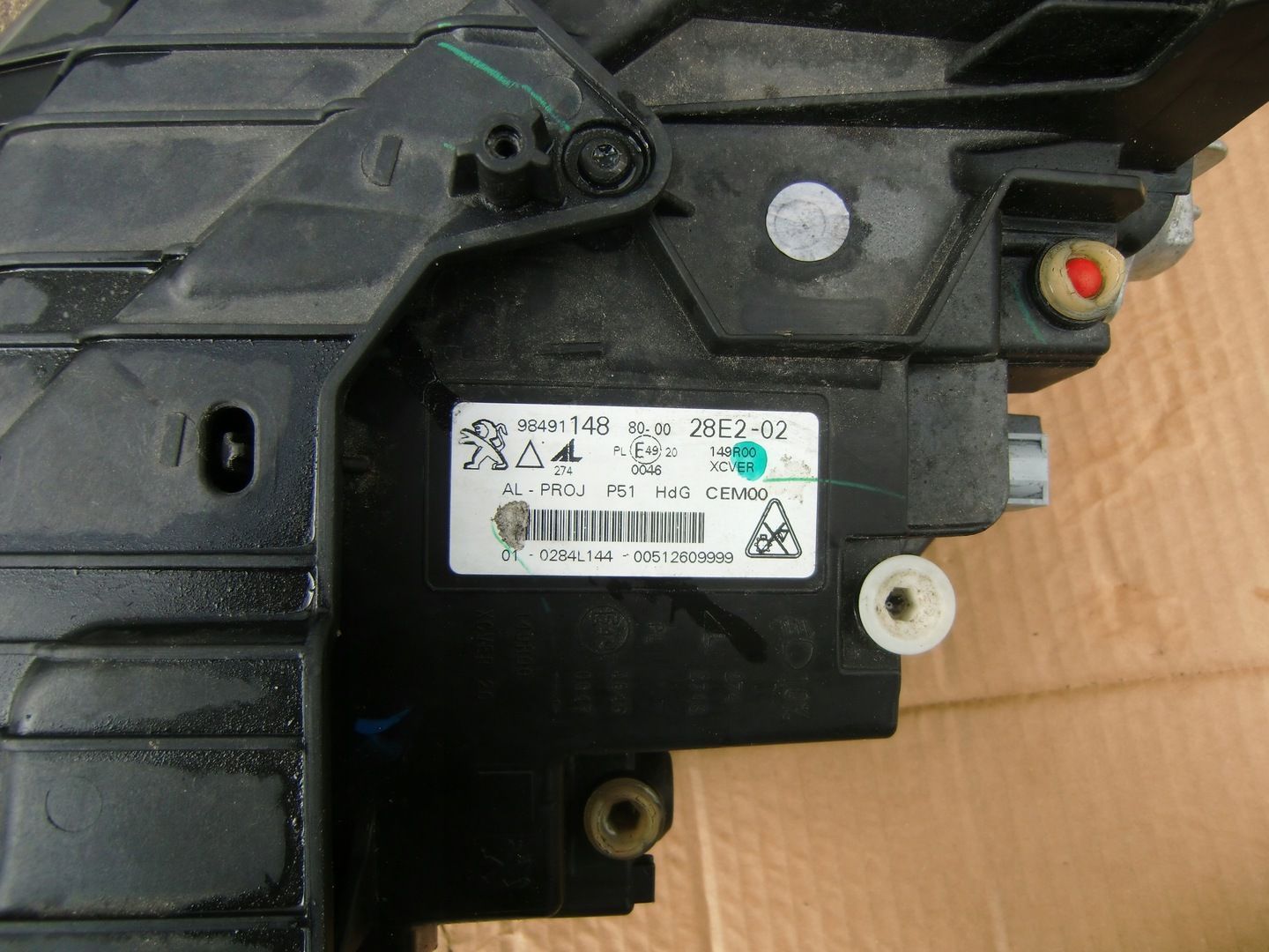 LAMPY PRAWA PEUGEOT 308 T10 MATRIX EUROP ŁADNA