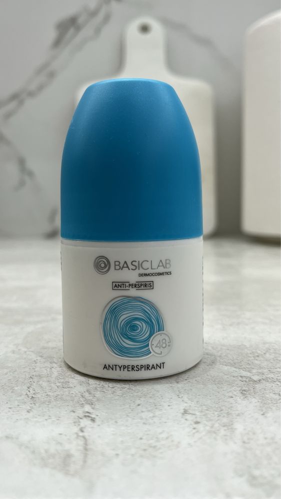 Antyperspirant Basiclab Antiperspiris