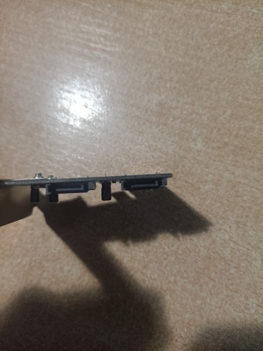 Продам адаптер сата