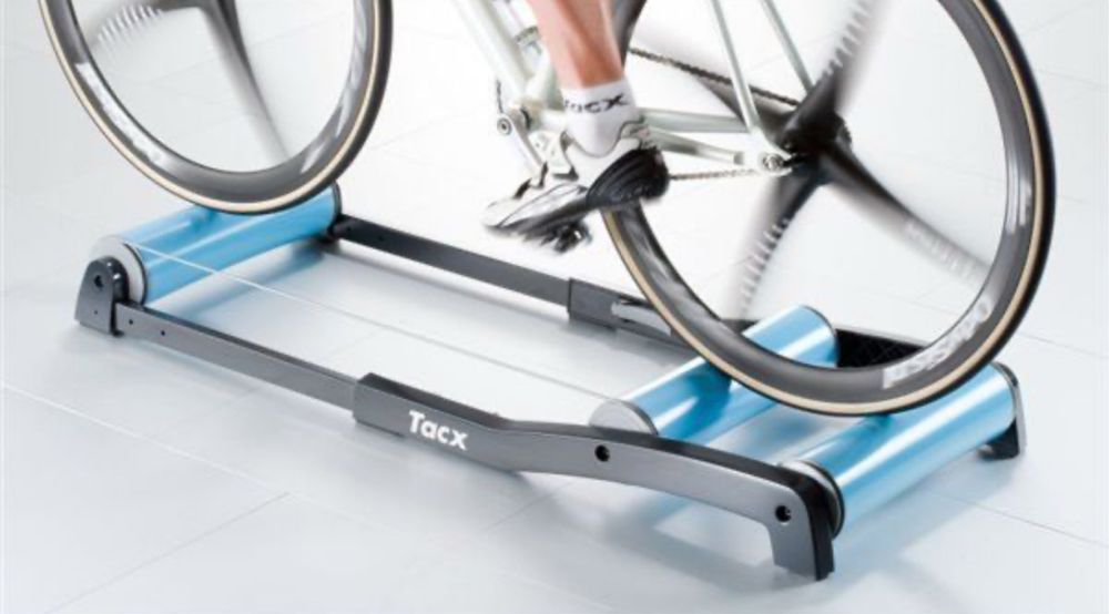 Роликовий професійний велотренажер TACX Antares.