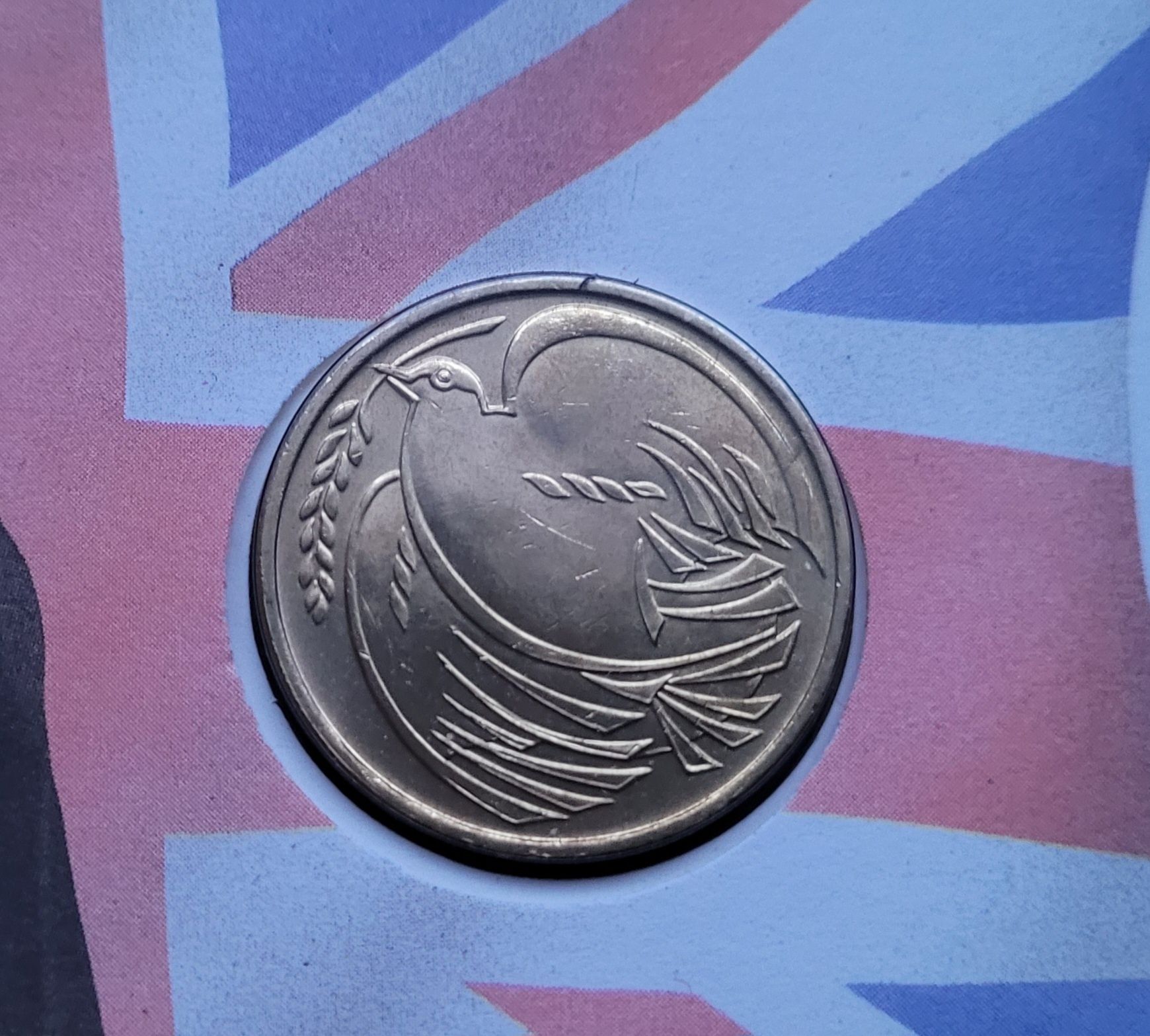 Moneta dwa funty z 1995 - Gołąbek- Wielka Brytania (198A)