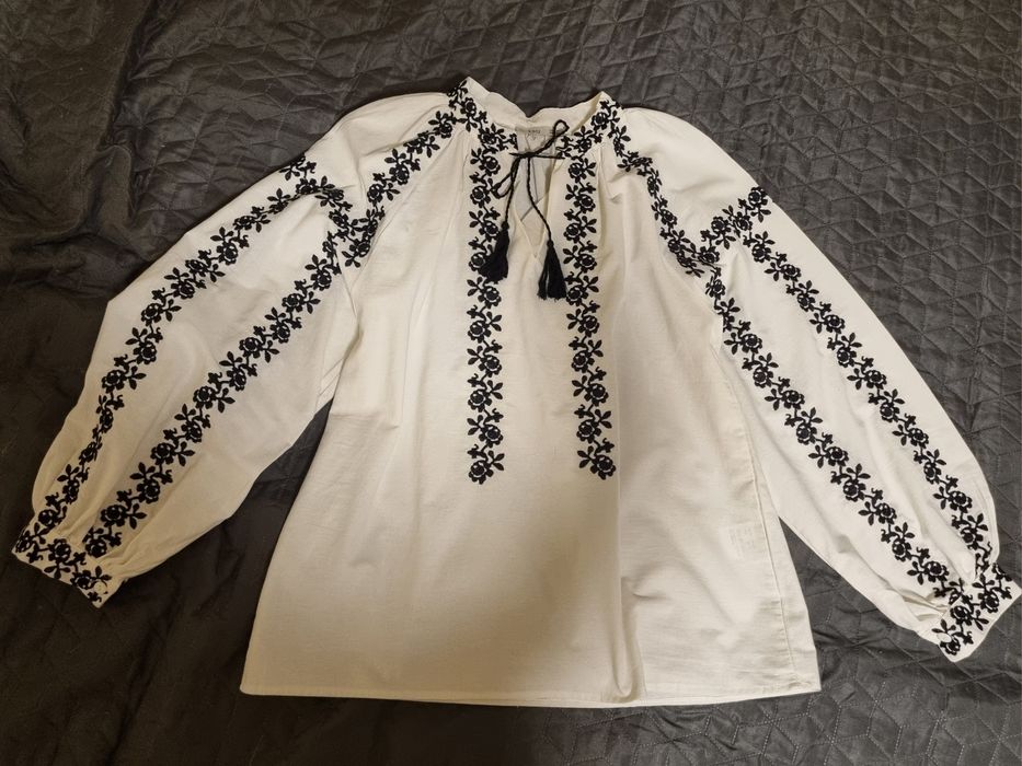 Стильна вишиванка