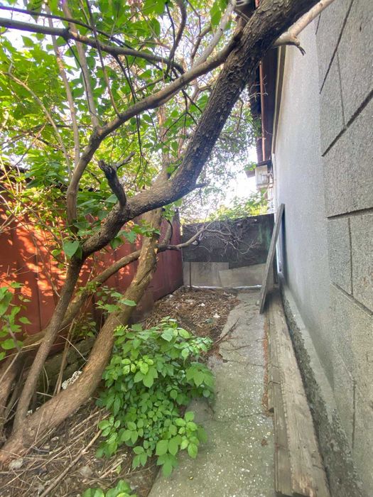 В продаже часть крепкого дома, в Суворовском районе, Кривая балка.