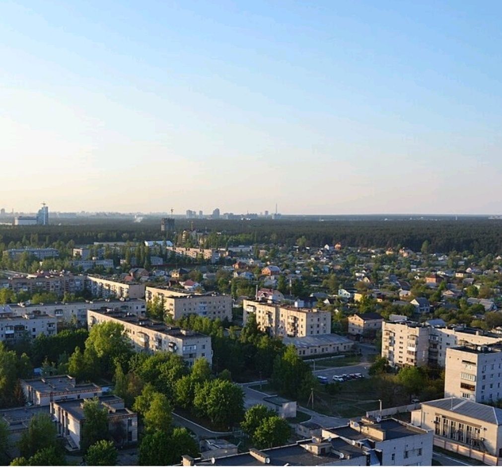 Квартира з документами,в готовому будинку ,в Дарницькому районі.