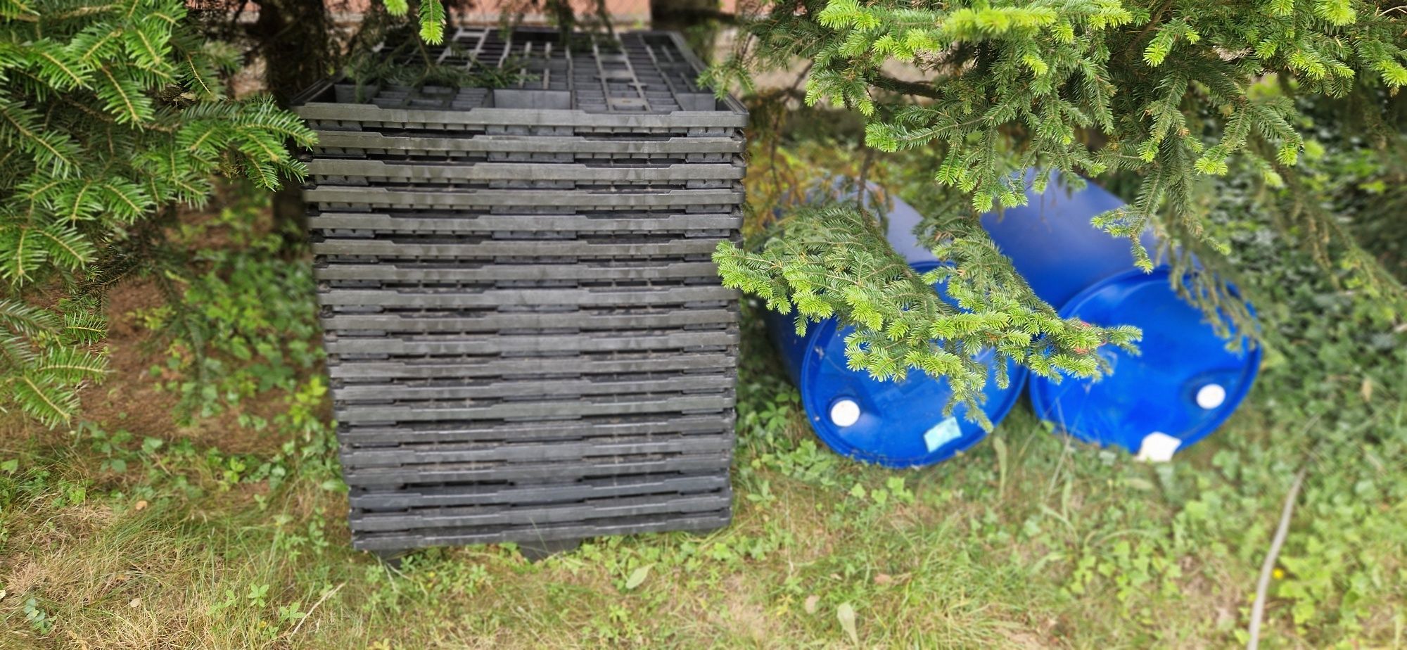 Palety pcv 120x80 na budowę kompostownika  ,podwyższonych  grządek