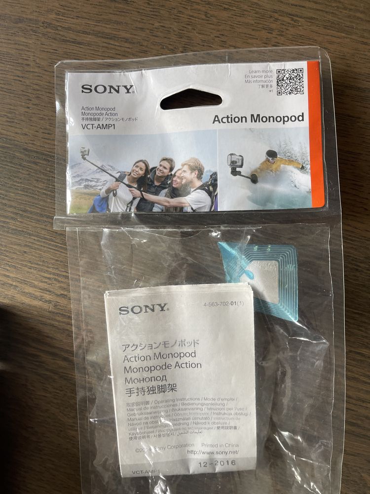 Action monopod Sony-selfie stick sony- kijek-kamerka-VCT-AMP1