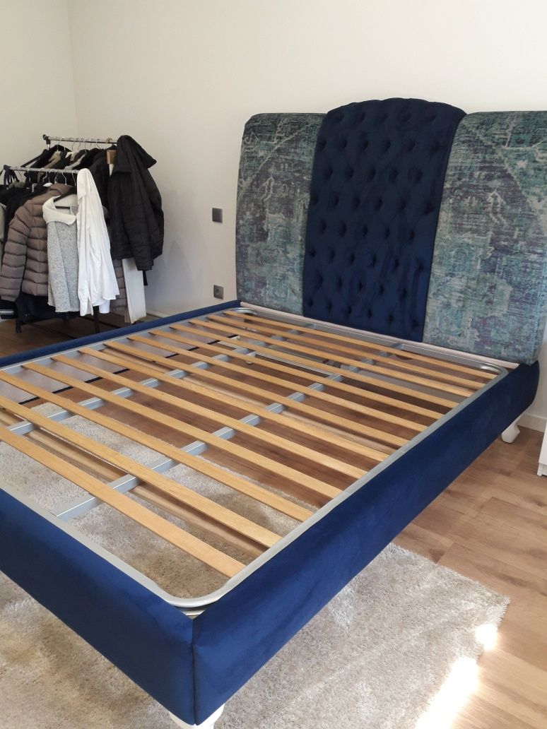 Cama de Casal 1,60