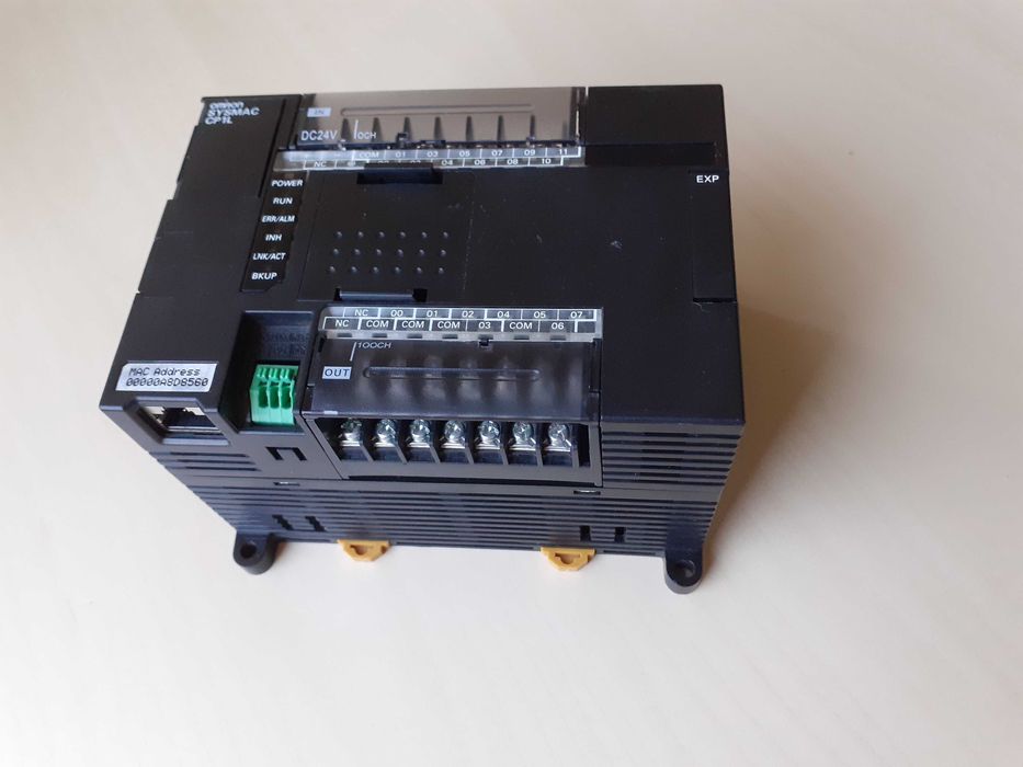 Omron CP1L-EL20DR-D Controlador Programável com bateria CP1L-BAT01