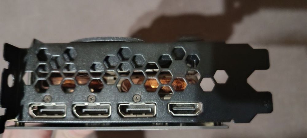 Відеокарта EVGA RTX3070 як нова