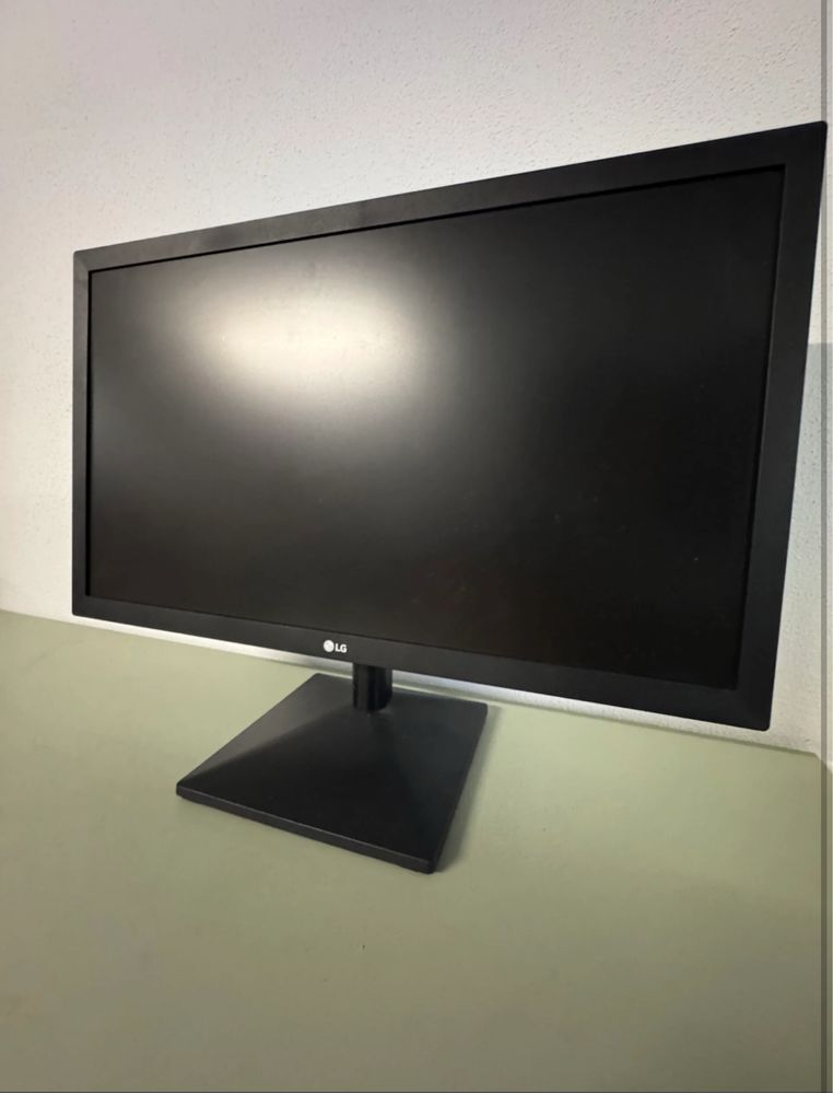 Monitores a bom preço