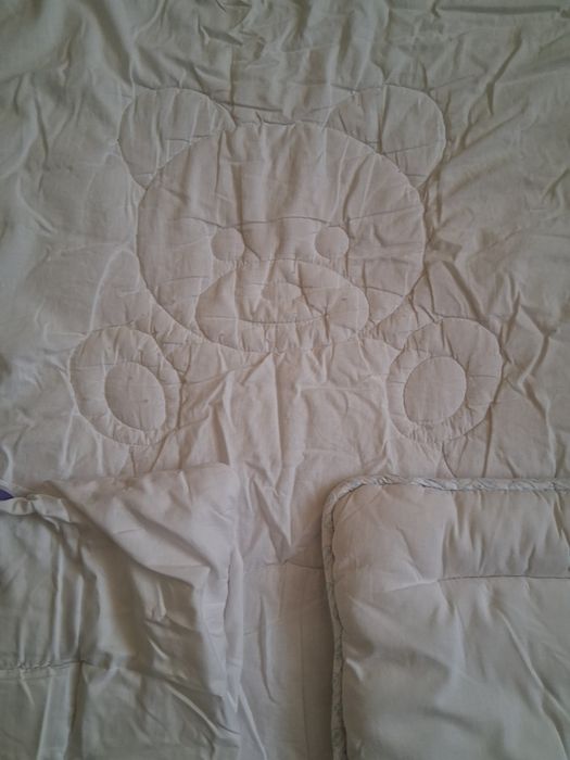 Kolderka i poduszeczka dla niemowlaka firmy Lenzing