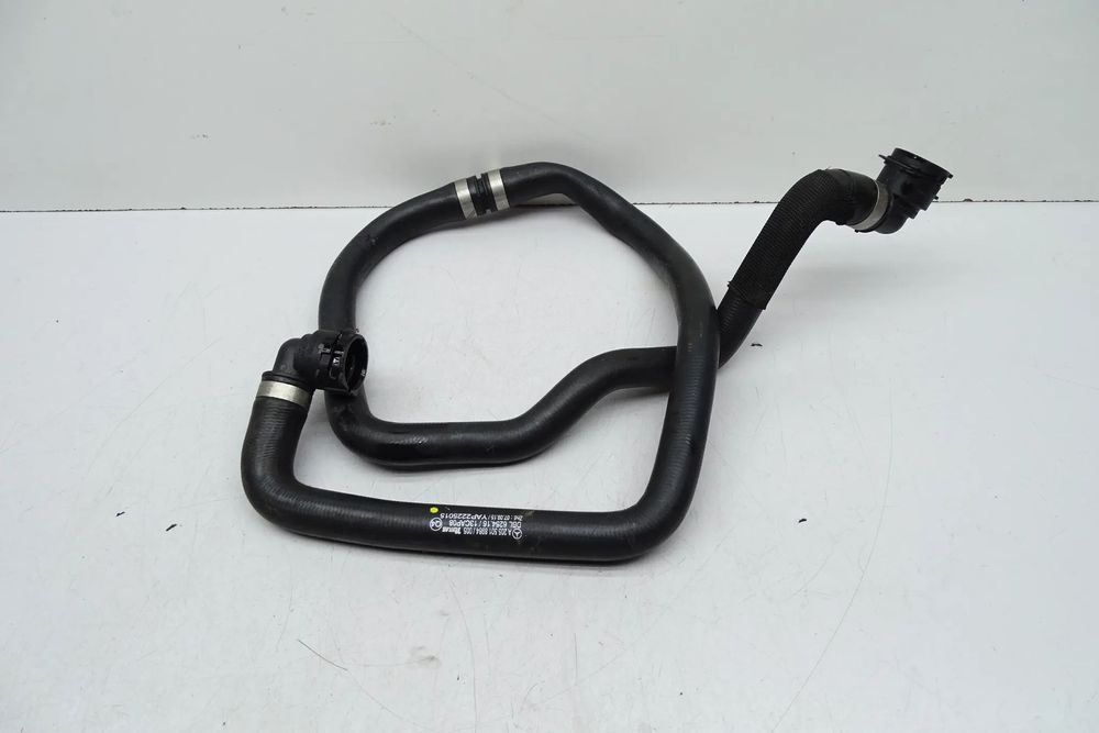 Mercedes C Klasa W205 Rura Przewód wody A2055018984