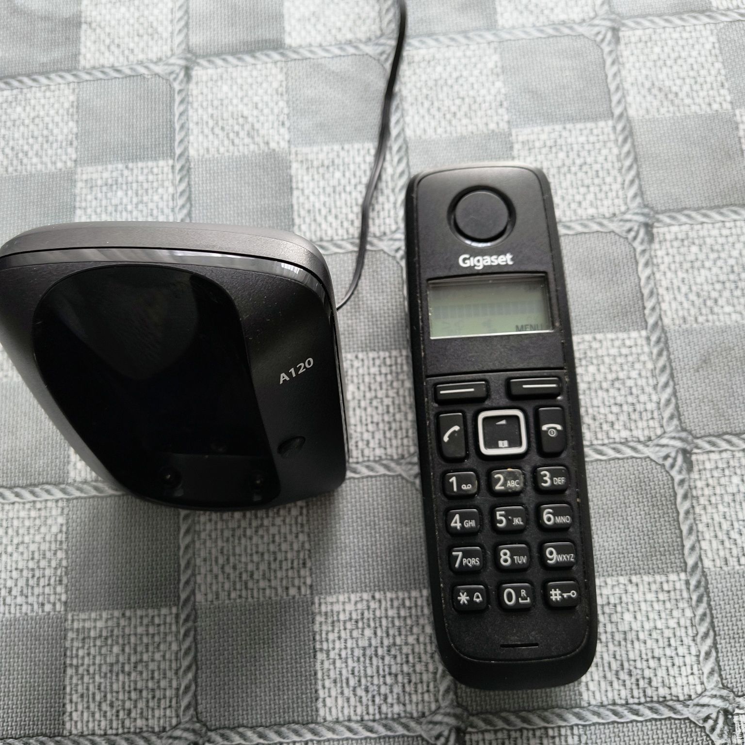 Telefon stacjonarny bezprzewodowy Gigaset A120